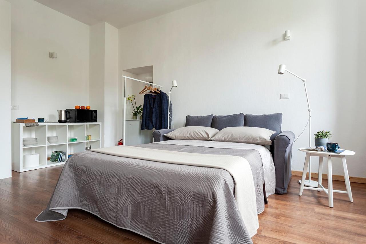 A Central Quiet Sunny Studio In แวร์บาเนีย ภายนอก รูปภาพ