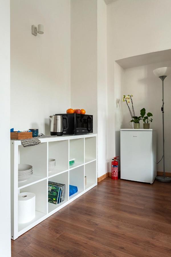 A Central Quiet Sunny Studio In แวร์บาเนีย ภายนอก รูปภาพ